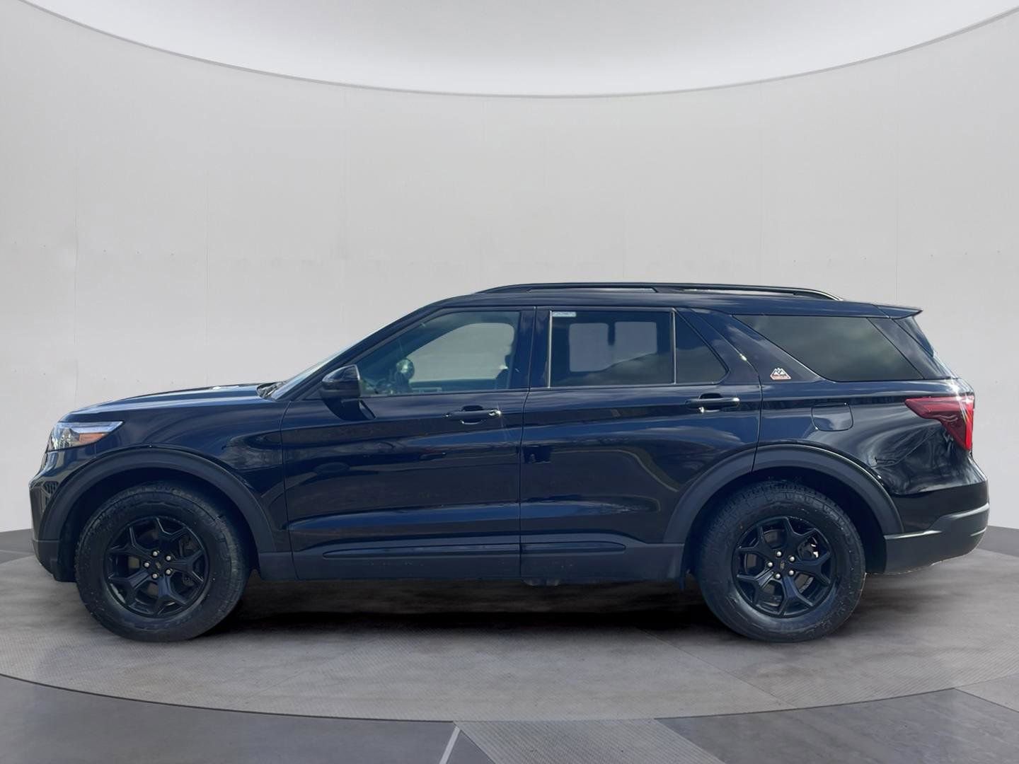 Certified 2024 Ford Explorer Timberline w/ Timberline Technology Package AWD/4WD image 2