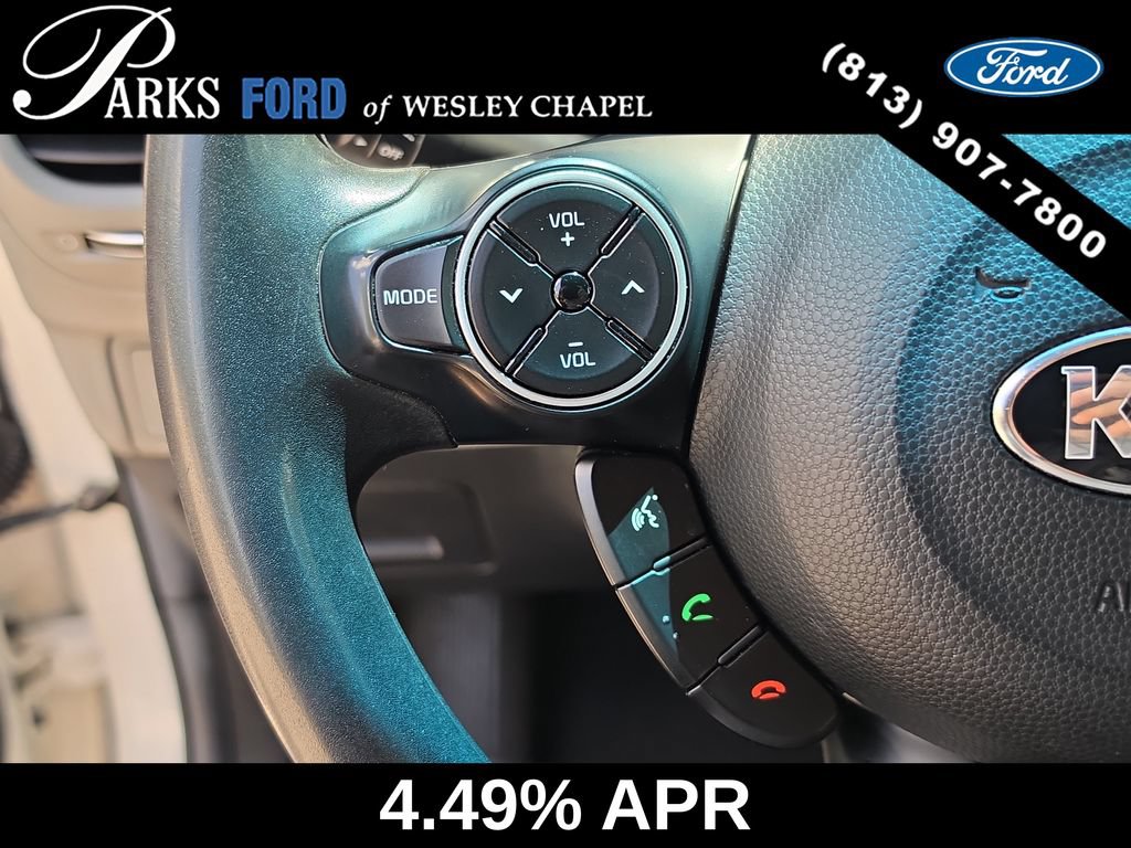 Used 2019 Kia Soul FWD image 28