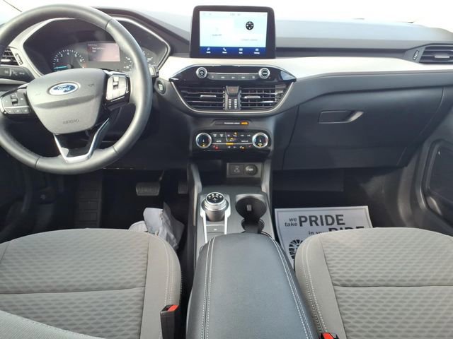 Certified 2022 Ford Escape SE w/ SE Sport Appearance Package image 11