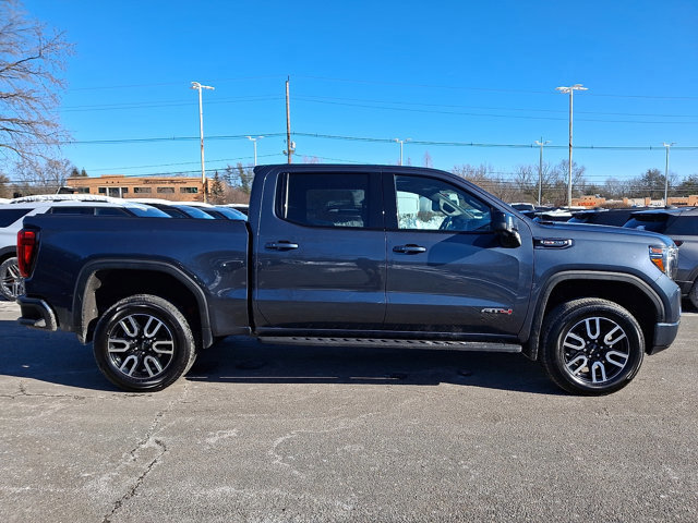Used 2022 GMC Sierra 1500 AT4 w/ AT4 Premium Package image 3