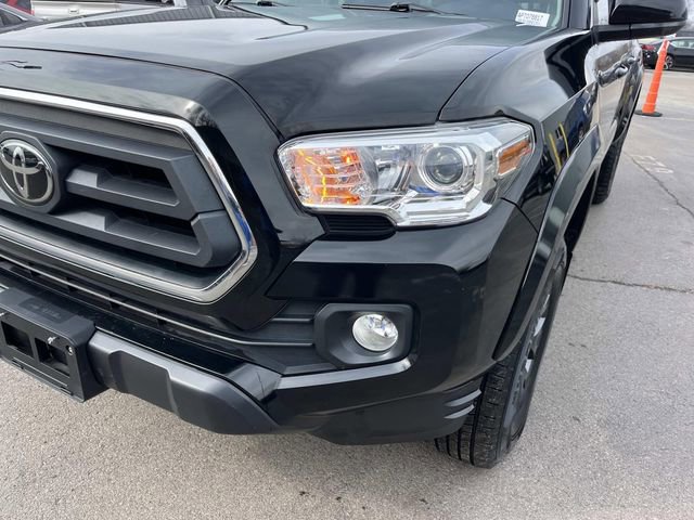 Used 2023 Toyota Tacoma SR5 w/ SR5 Appearance Package image 9