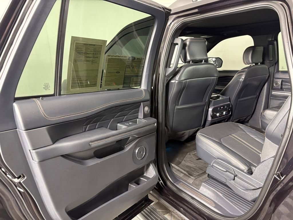 Certified 2024 Ford Expedition Max Platinum image 29