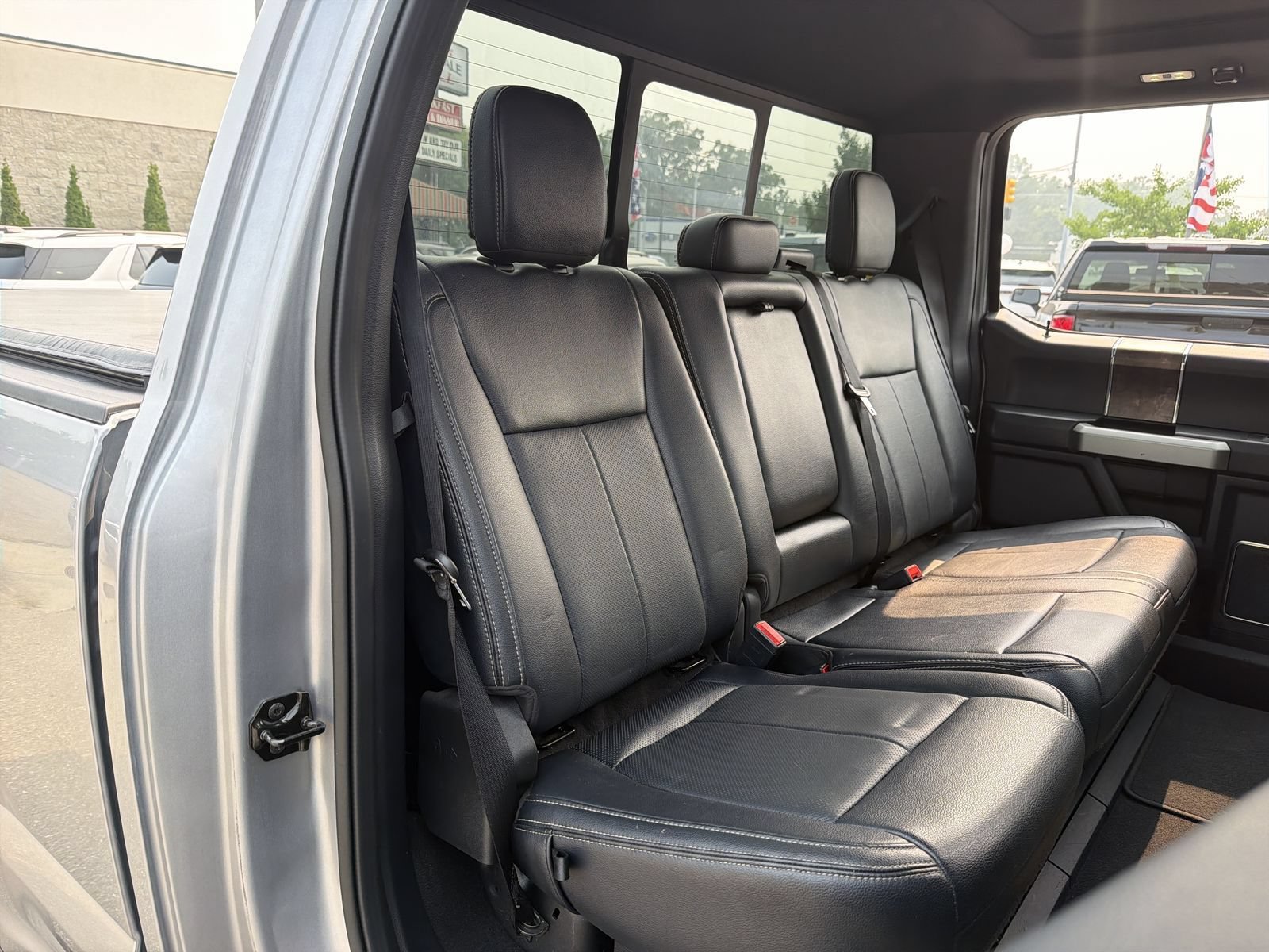 Certified 2022 Ford F250 Lariat w/ Tremor Off-Road Package AWD/4WD image 28