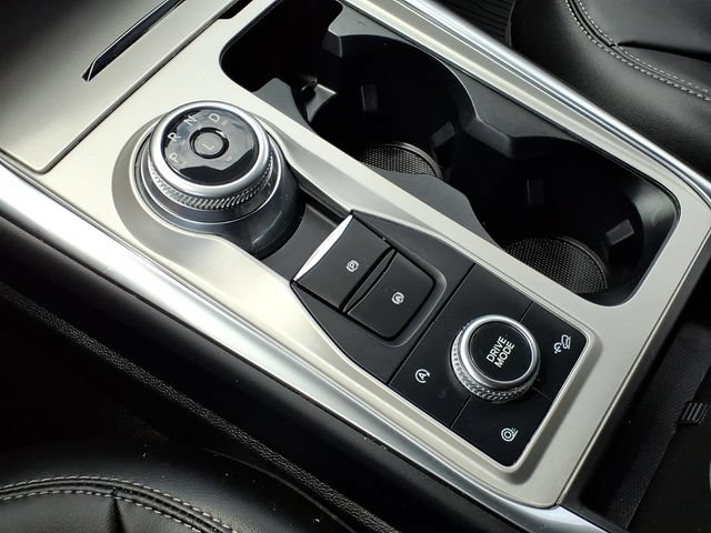 Certified 2024 Ford Explorer XLT w/ Equipment Group 202A AWD/4WD image 28