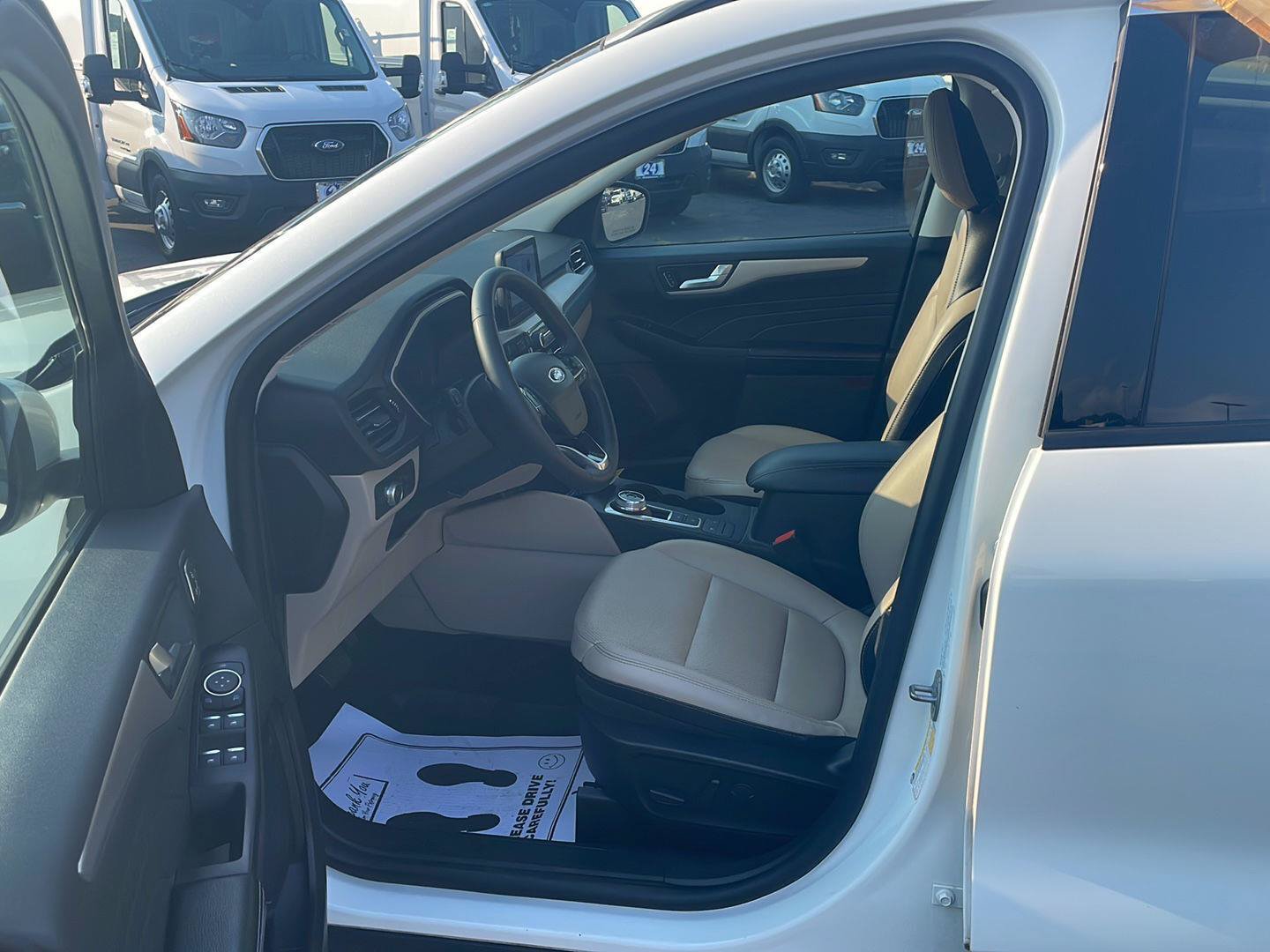 Certified 2022 Ford Escape SEL w/ Technology Package FWD image 10