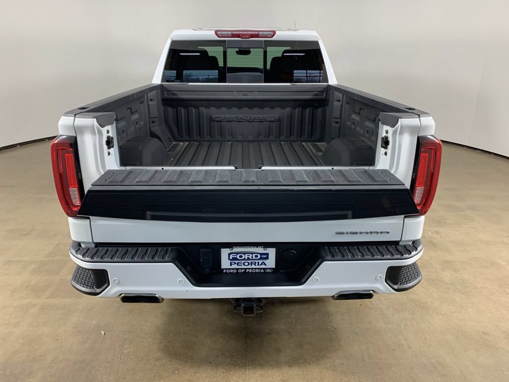 Used 2023 GMC Sierra 1500 Denali w/ Denali Reserve Package AWD/4WD image 12
