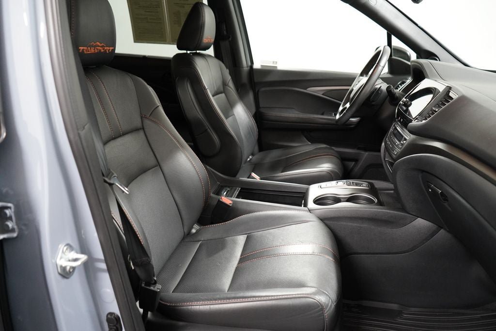 Used 2022 Honda Passport TrailSport image 32