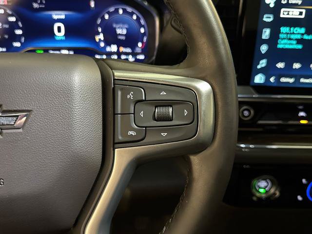 Used 2024 Chevrolet Silverado 1500 RST w/ Z71 Off-Road Package AWD/4WD image 23