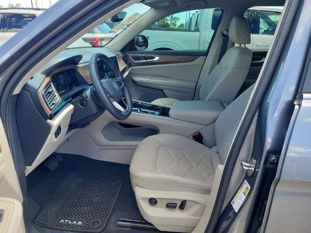 Used 2024 Volkswagen Atlas SE FWD image 21
