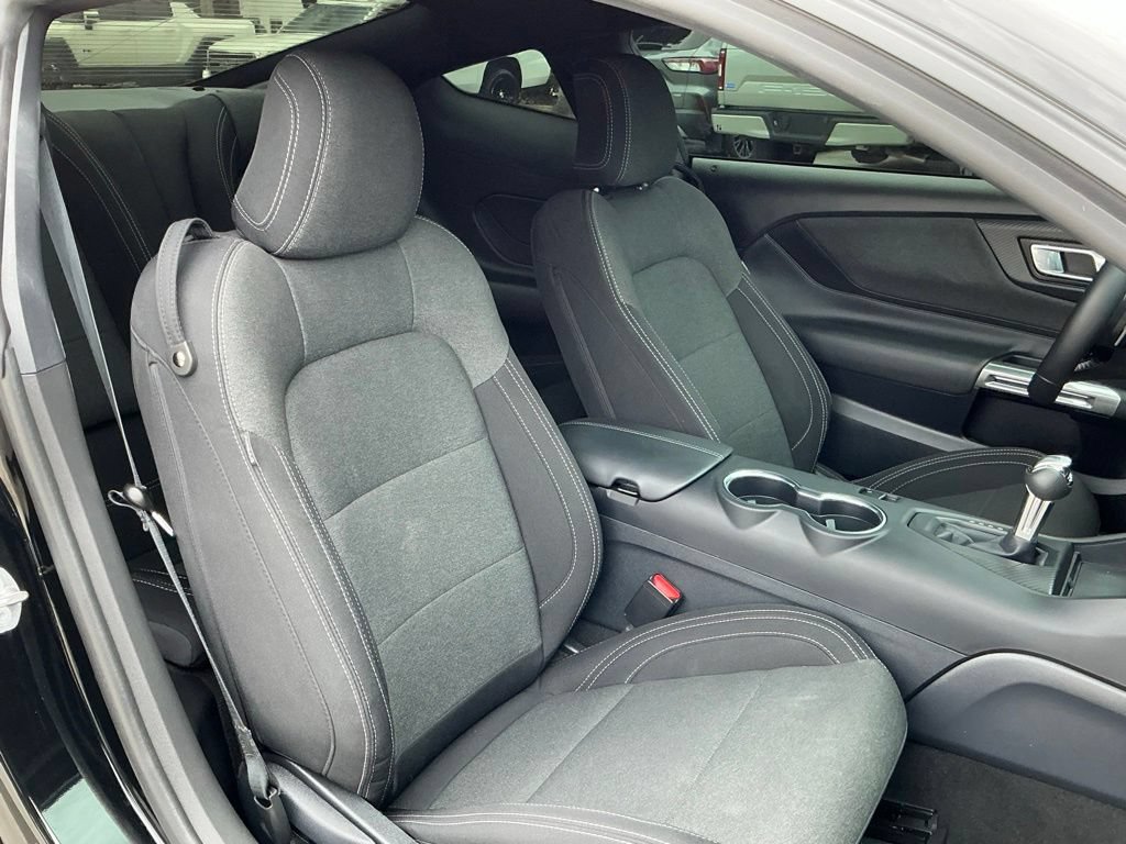 Certified 2025 Ford Mustang GT RWD image 29