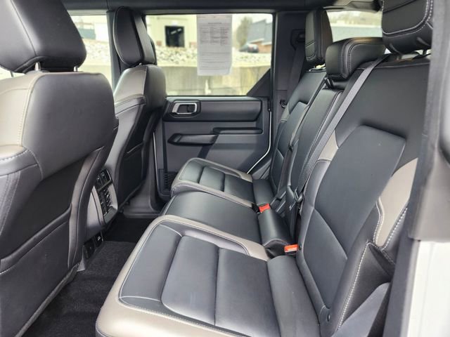 Certified 2025 Ford Bronco Outer Banks AWD/4WD image 16