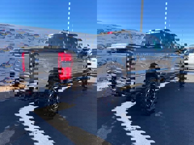 Certified 2025 Ford F250 Lariat w/ Tremor Off-Road Package image 3