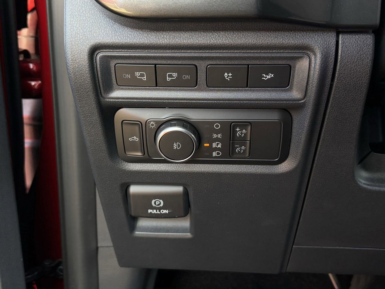 Certified 2022 Ford F150 XLT w/ Equipment Group 302A High image 24