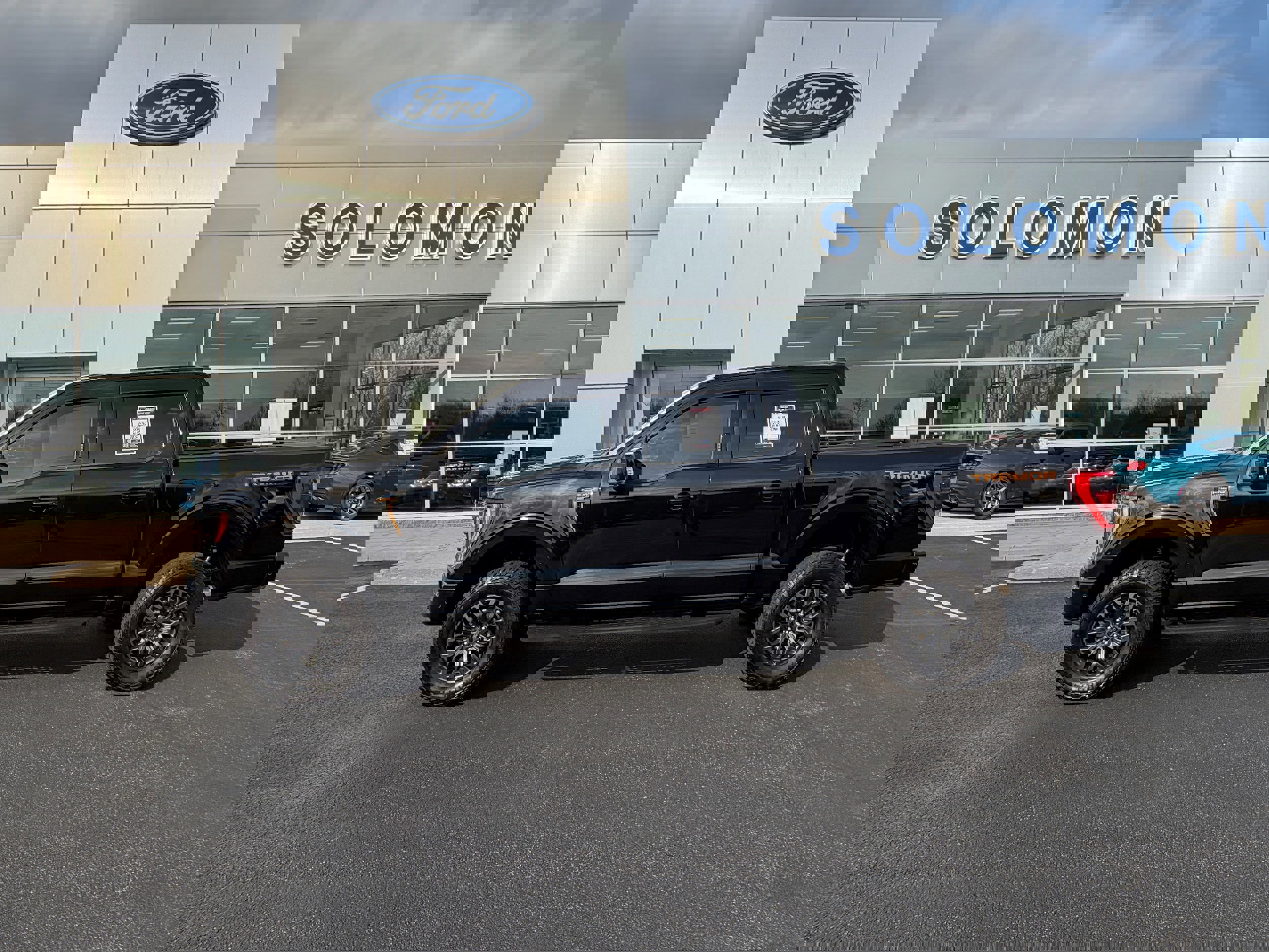 Certified 2021 Ford F150 Tremor w/ Equipment Group 402A High image 6