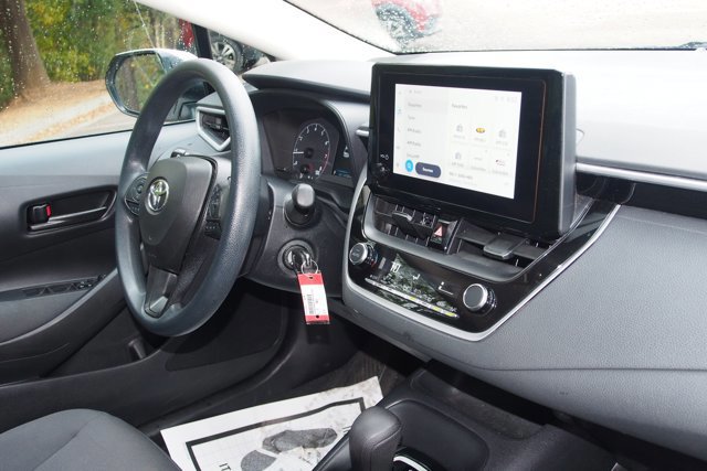 Used 2024 Toyota Corolla LE image 10