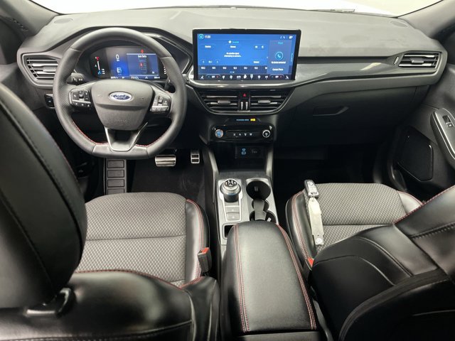 Certified 2023 Ford Escape ST-Line w/ Tech Pack #1 AWD/4WD image 4
