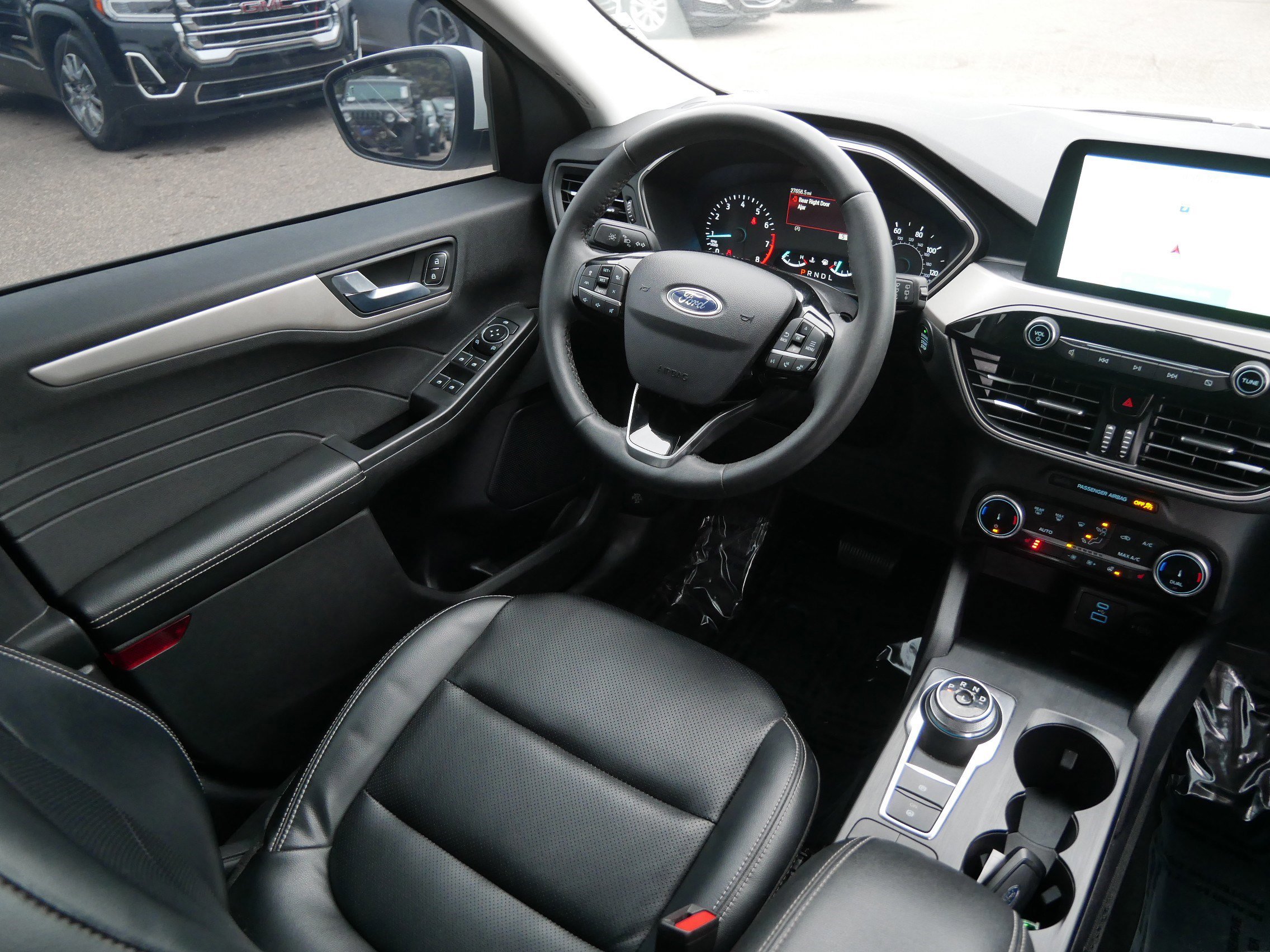 Certified 2022 Ford Escape SEL image 9