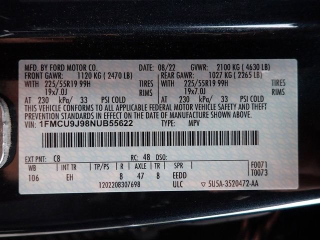 Certified 2022 Ford Escape Titanium AWD/4WD image 14