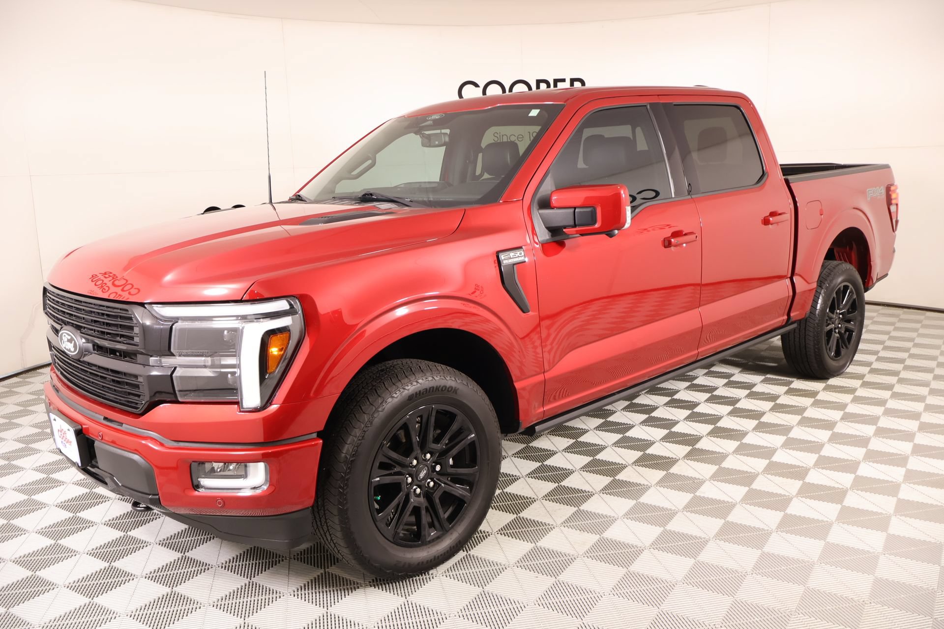 Certified 2025 Ford F150 Platinum w/ FX4 Off-Road Package AWD/4WD image 12