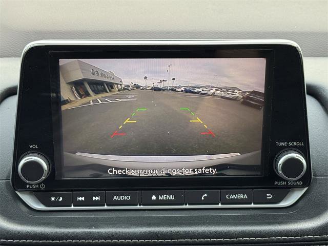 Used 2023 Nissan Rogue SV image 27