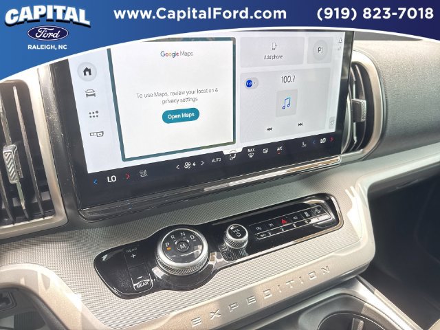Certified 2025 Ford Expedition Active AWD/4WD image 27