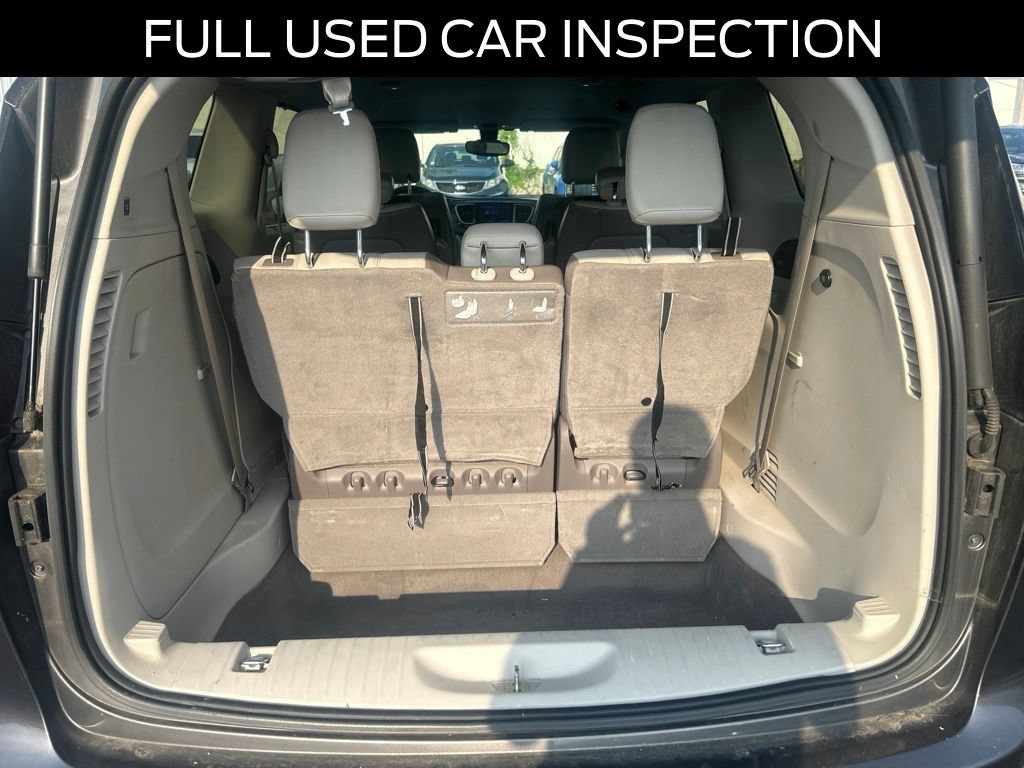 Used 2017 Chrysler Pacifica Touring-L Plus FWD image 5