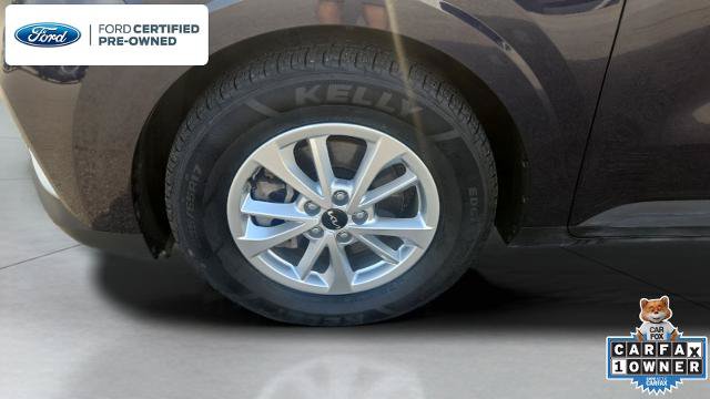 Used 2023 Kia Carnival LX FWD image 20