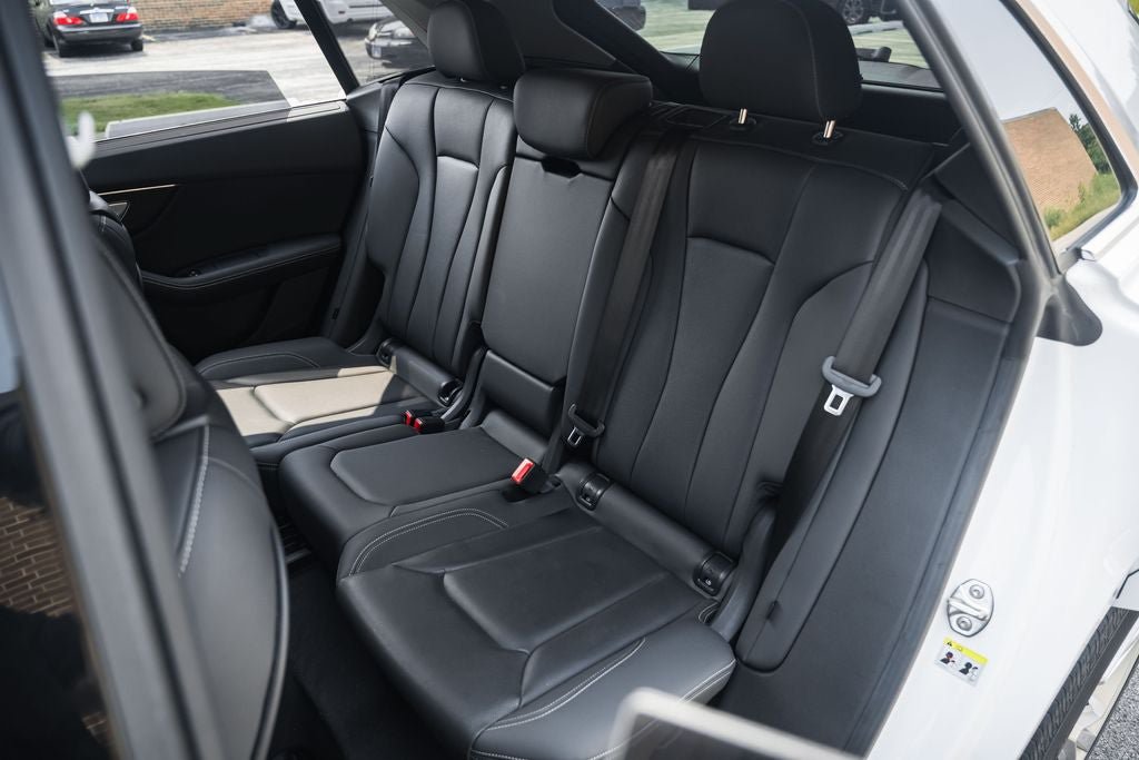 Used 2023 Audi Q8 Premium Plus w/ Premium Plus Package AWD/4WD image 17