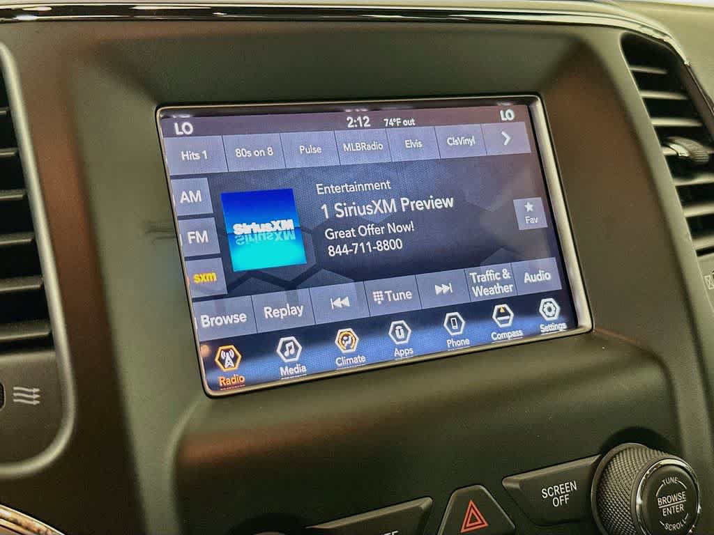 Used 2019 Jeep Grand Cherokee Laredo RWD image 15