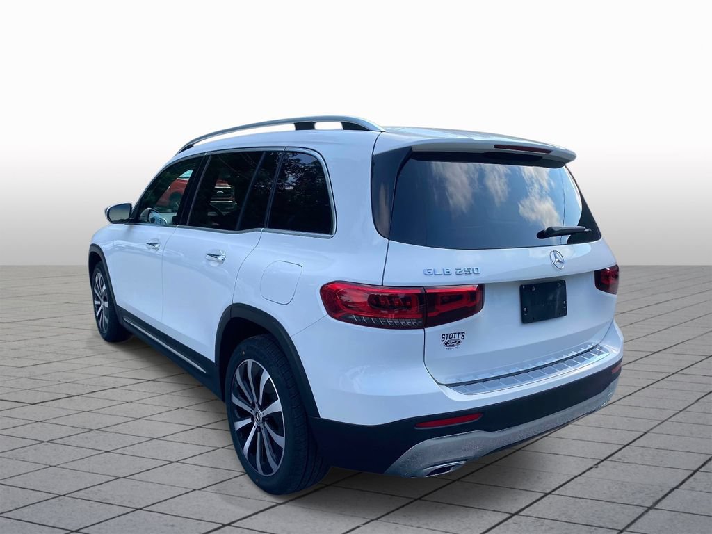 Used 2022 Mercedes-Benz GLB 250 w/ Premium Package Lite image 5