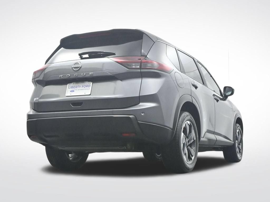 Used 2025 Nissan Rogue SV FWD image 48