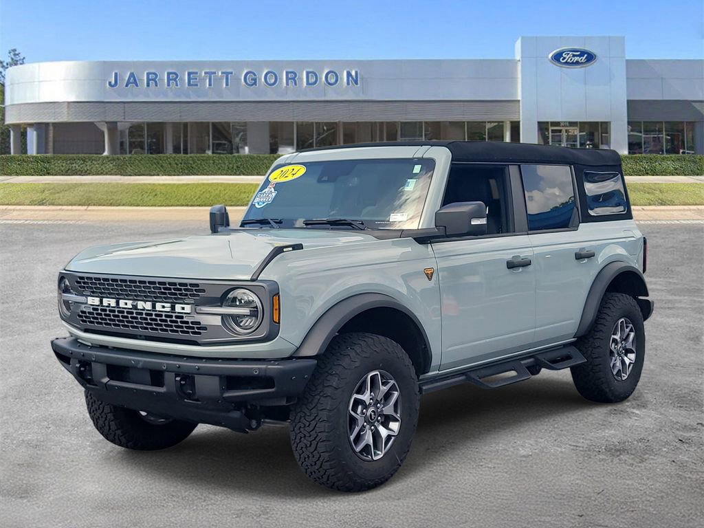 Certified 2024 Ford Bronco Badlands AWD/4WD image 2