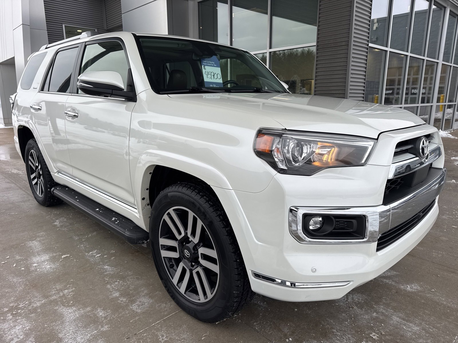 Used 2023 Toyota 4Runner Limited image 9