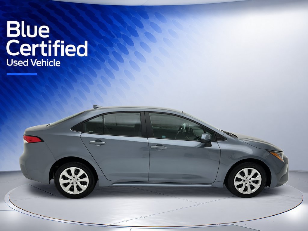 Used 2025 Toyota Corolla LE FWD image 6
