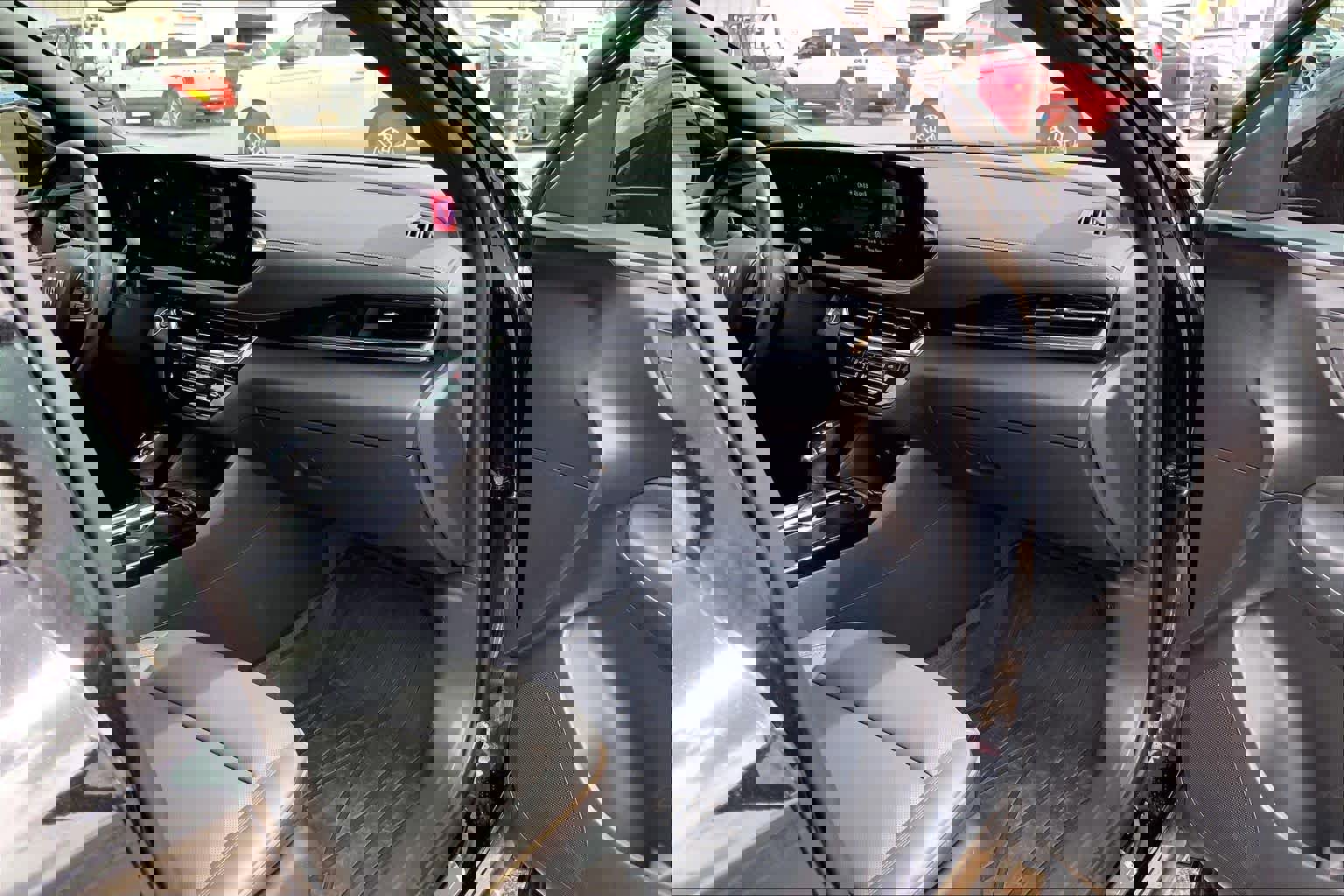 Used 2025 Buick Envista Avenir image 19