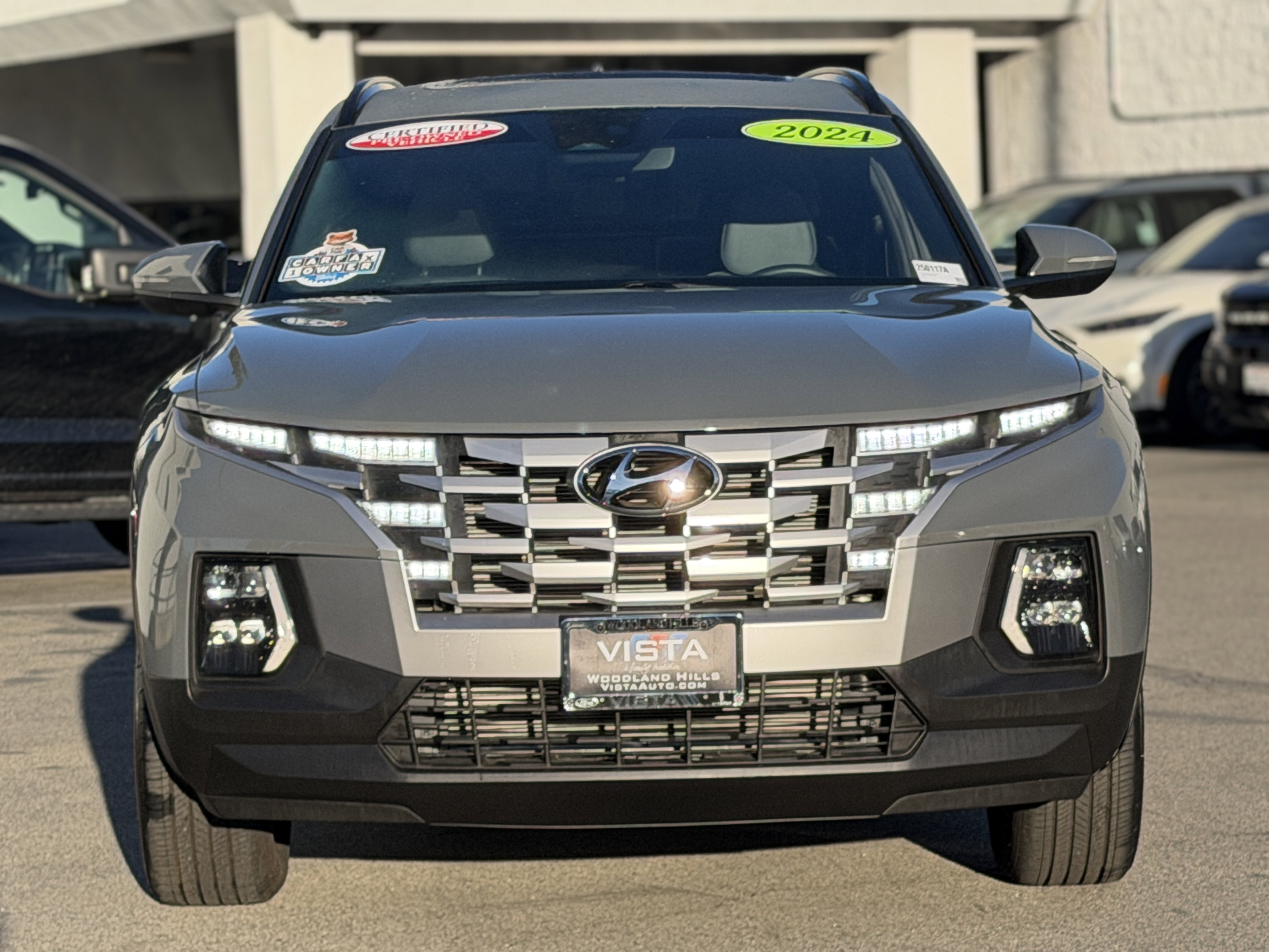 Used 2024 Hyundai Santa Cruz SEL w/ Activity Package image 2