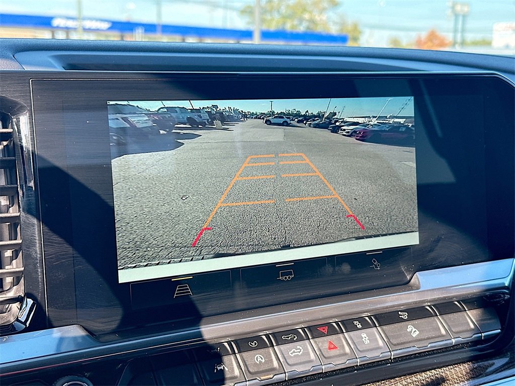 Used 2025 Chevrolet Silverado 1500 LT Trail Boss w/ Convenience Package II image 23