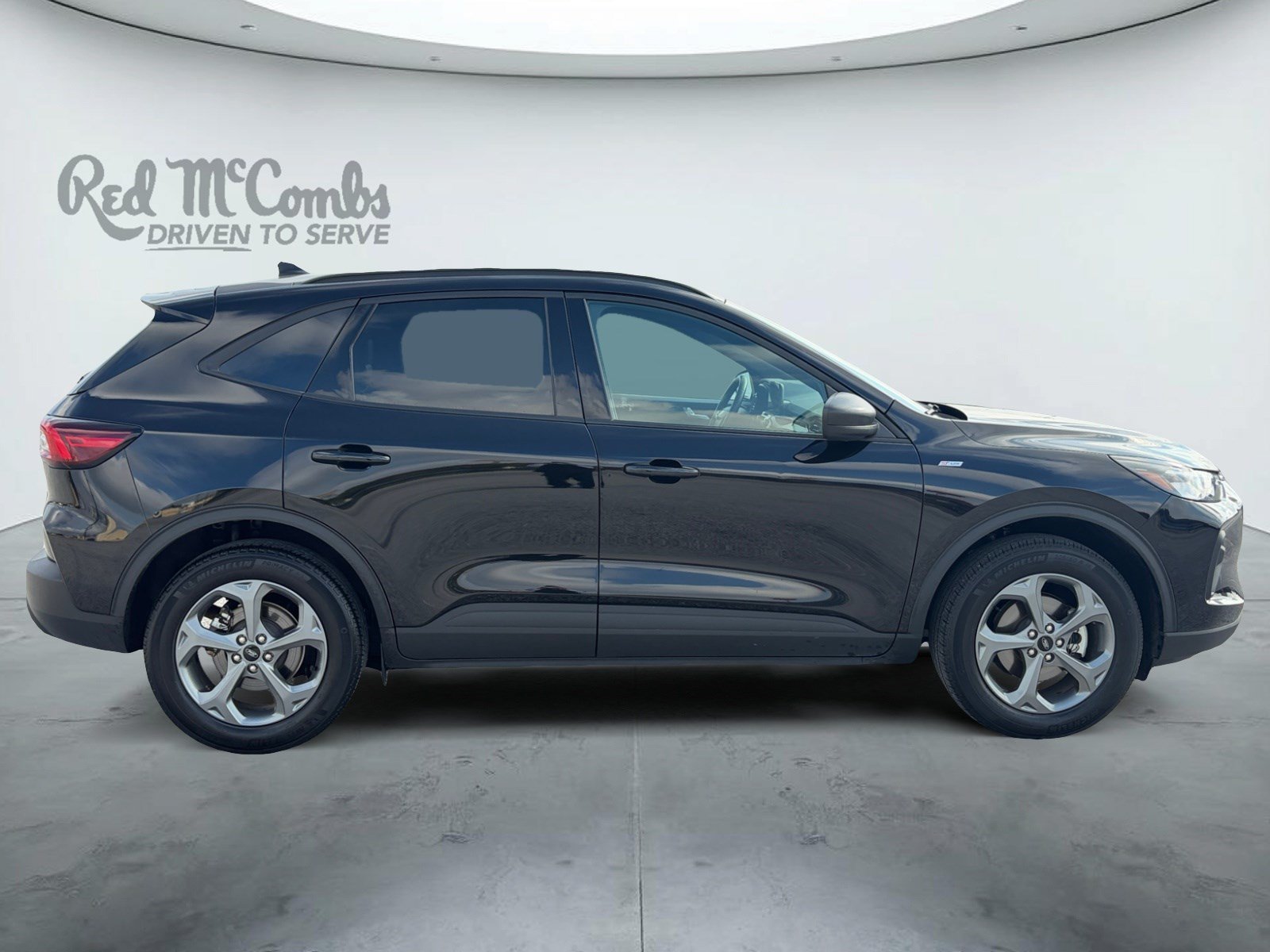 Certified 2025 Ford Escape ST-Line AWD/4WD image 4