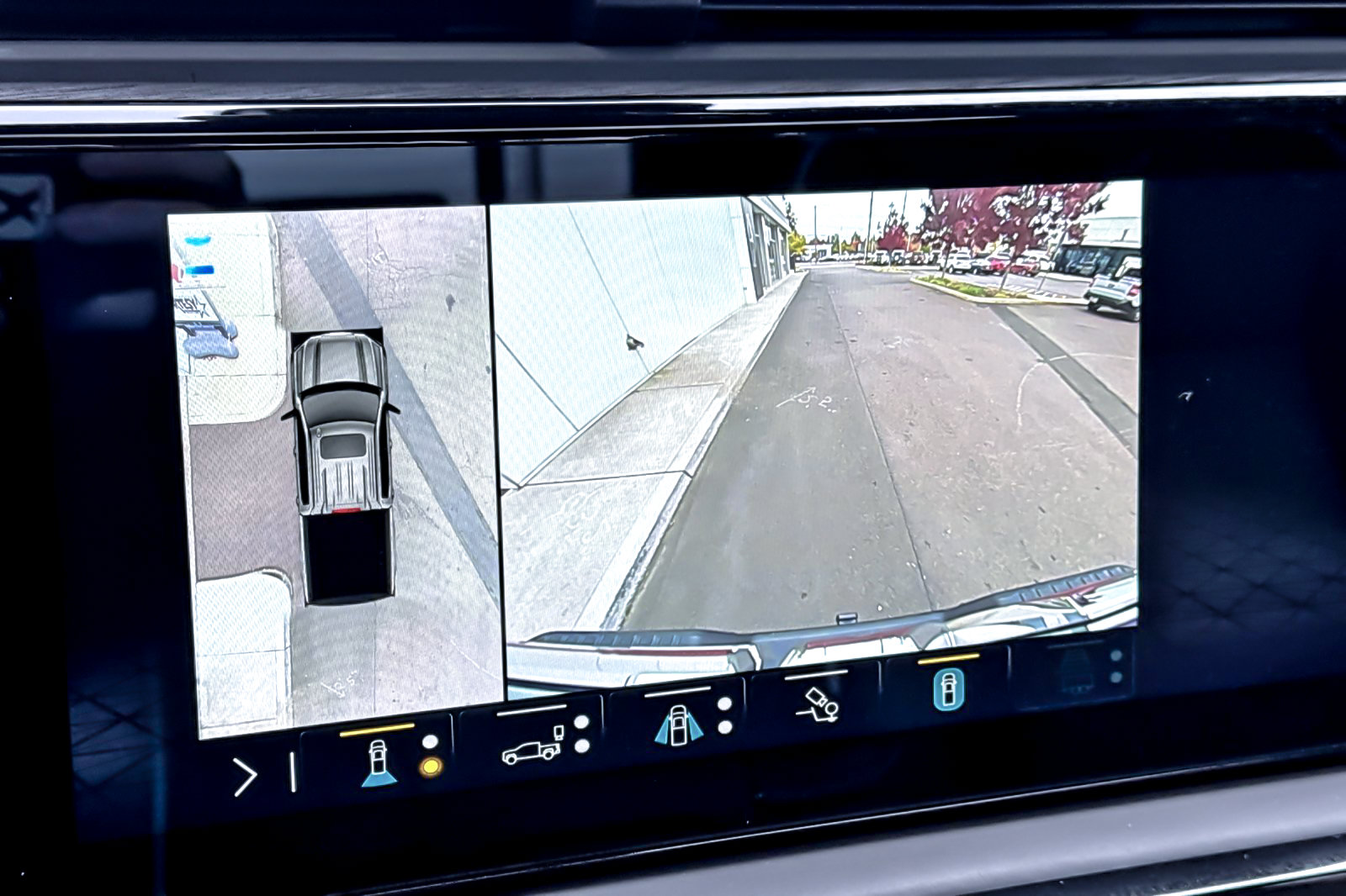 Used 2023 GMC Sierra 1500 AT4X AWD/4WD image 19