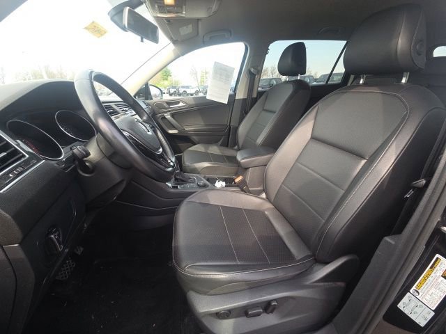 Used 2019 Volkswagen Tiguan SE AWD/4WD image 24