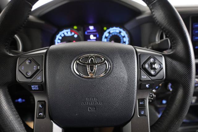 Used 2019 Toyota Tacoma TRD Sport AWD/4WD image 14