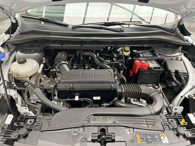 Certified 2025 Ford Escape Active AWD/4WD image 24