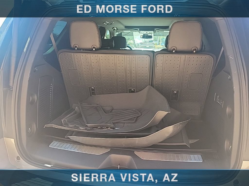 Used 2025 Chevrolet Tahoe Premier w/ Sun And Tow Package AWD/4WD image 17