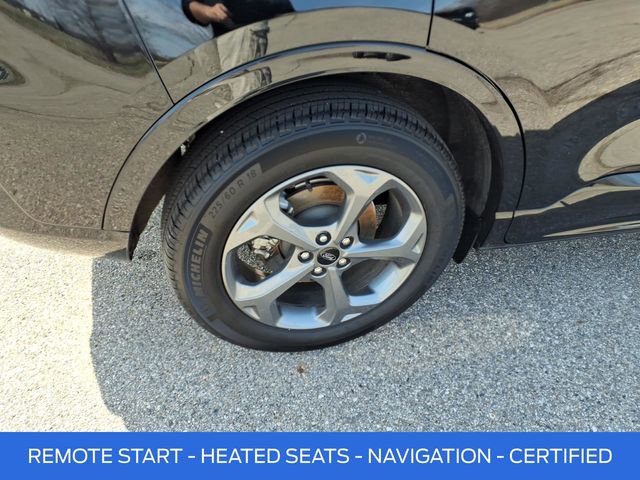 Certified 2024 Ford Escape ST-Line w/ Tech Pack #1 AWD/4WD image 4