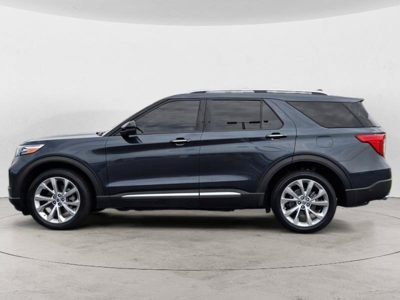 Certified 2022 Ford Explorer Platinum w/ Equipment Group 601A AWD/4WD image 4