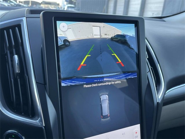 Certified 2023 Ford Edge Titanium w/ Class II Trailer Tow Package image 38