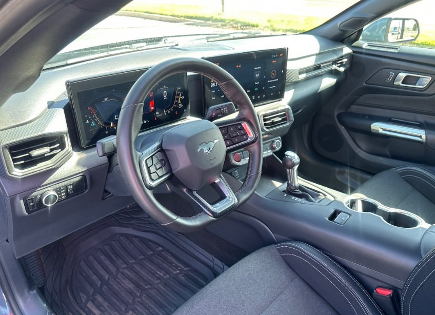 Certified 2024 Ford Mustang Coupe RWD image 8