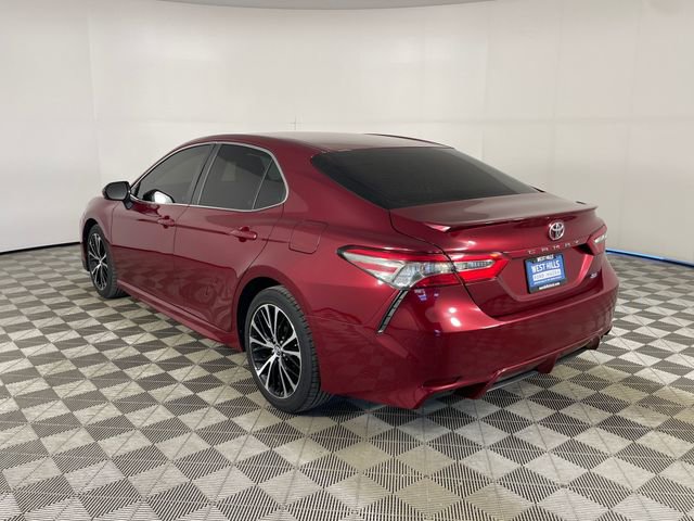 Used 2018 Toyota Camry SE FWD image 20