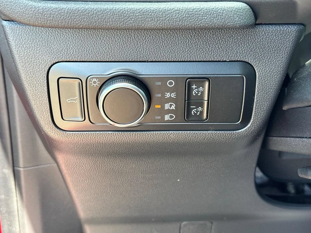 Certified 2024 Ford Escape ST-Line w/ Tech Pack #1 AWD/4WD image 17