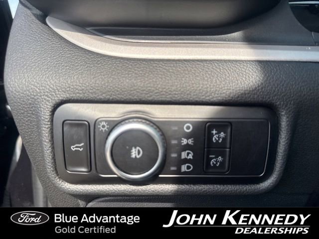 Certified 2023 Ford Explorer XLT w/ Equipment Group 202A AWD/4WD image 9